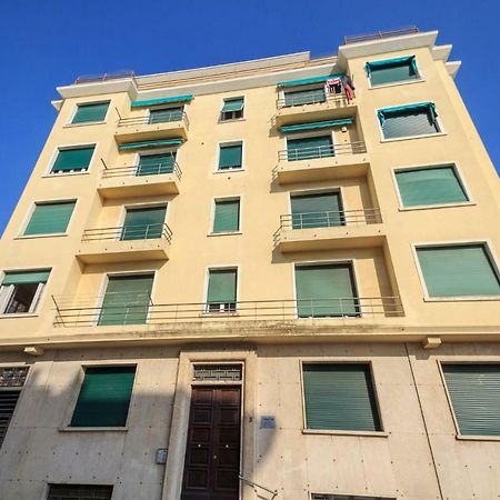 Bilocale Ristrutturato A Nuovo A 20 Metri Dal Mare 瓦拉泽 外观 照片